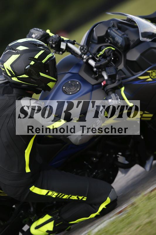 /Archiv-2024/29 12.06.2024 MOTO.CH Track Day ADR/Gruppe blau/96